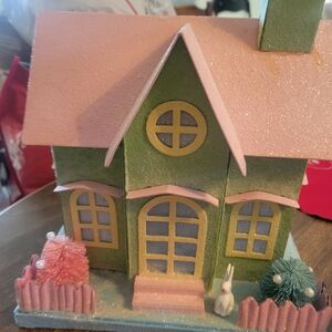 Charming Pink and Green Glitter House Decor